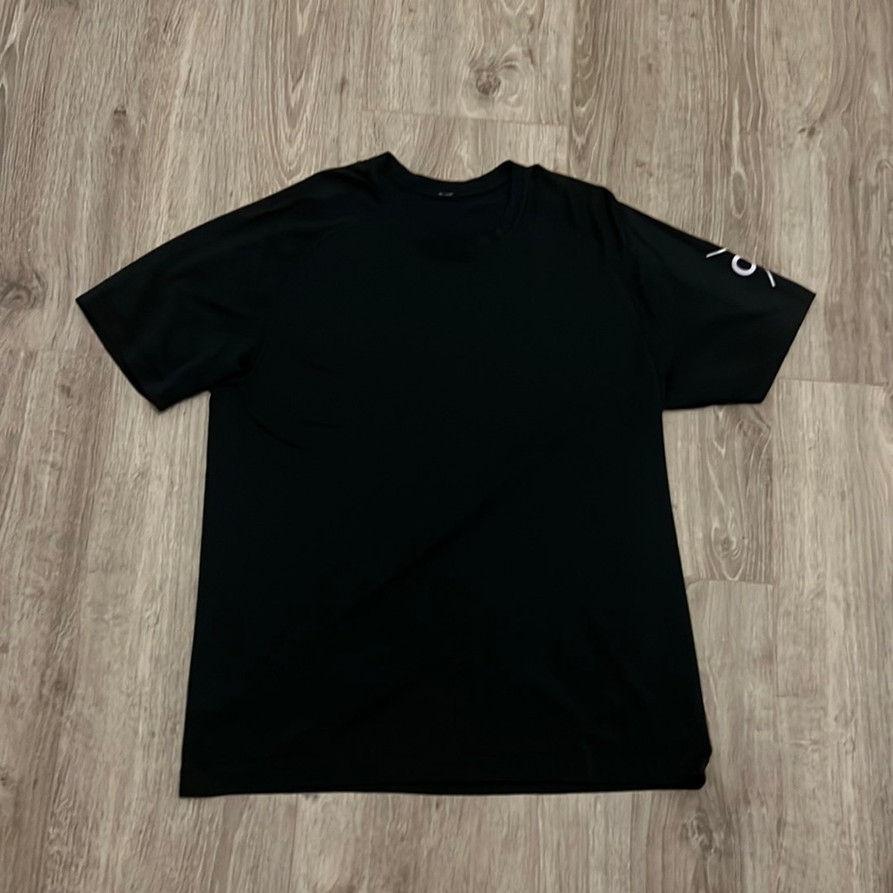 Navy Lululemon soulcycle metal vent size large